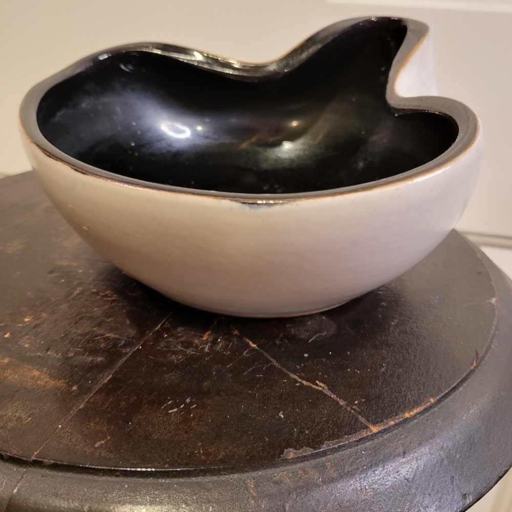 Japanese Wabisabi Ceramic Mid-century Pinched Bowl Signed - Picture 4 of 11